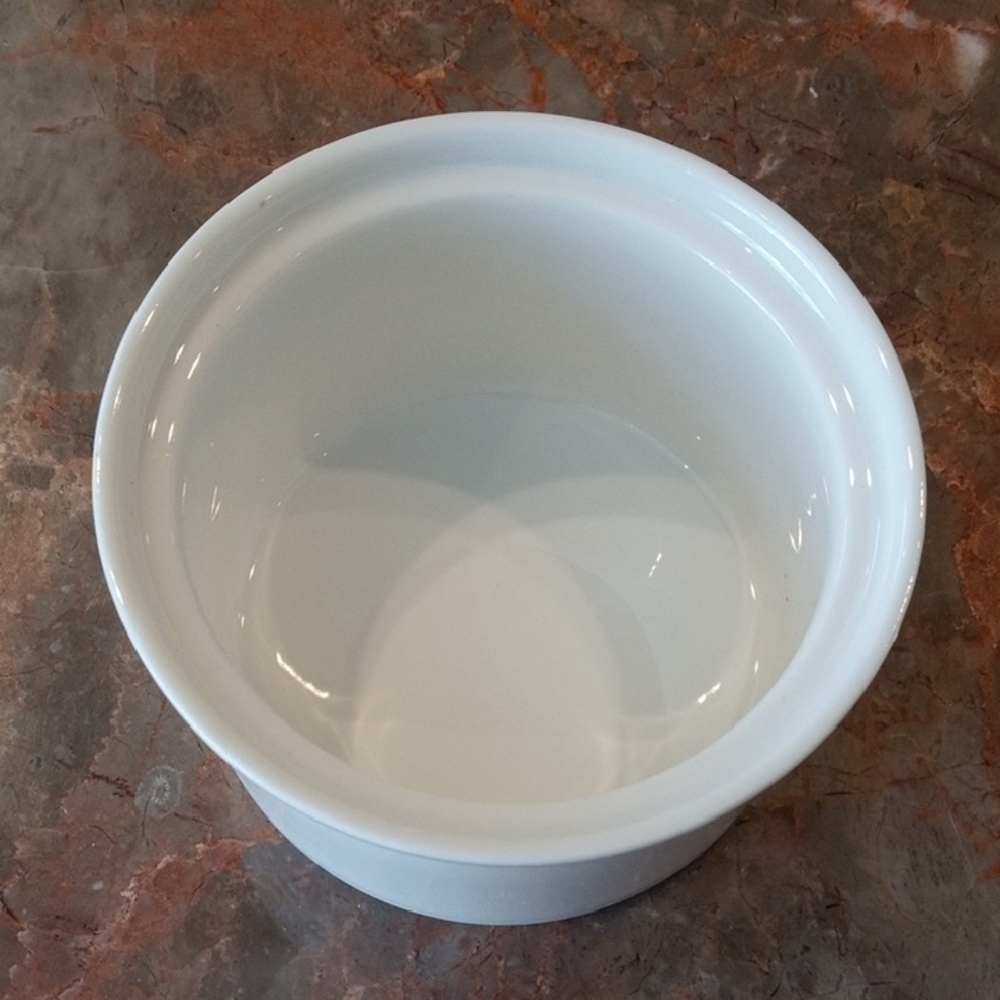 Skye McGhie White Ceramic Bird/Duck Lid Sugar Bowl Or Trinket Box - Picture 4 of 9